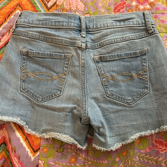 Abercrombie kids shorts - Picture 2 of 4